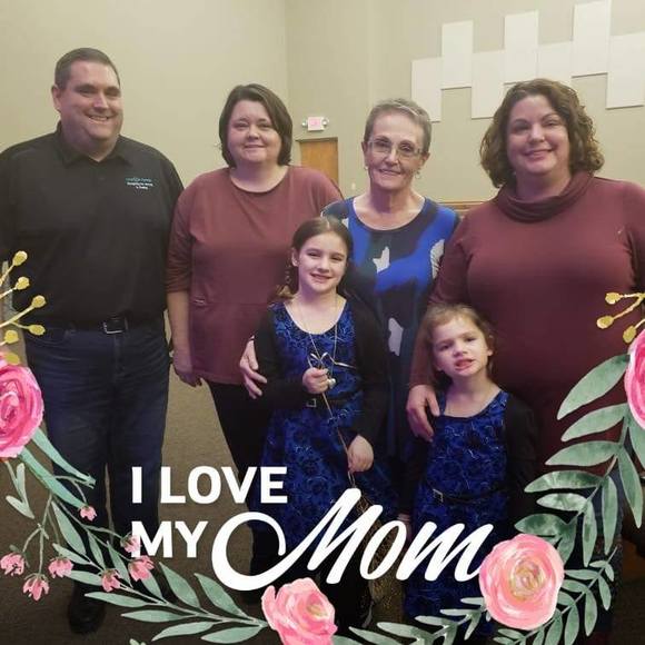 Meet your Posher, Carrie - Picture 1 of 1